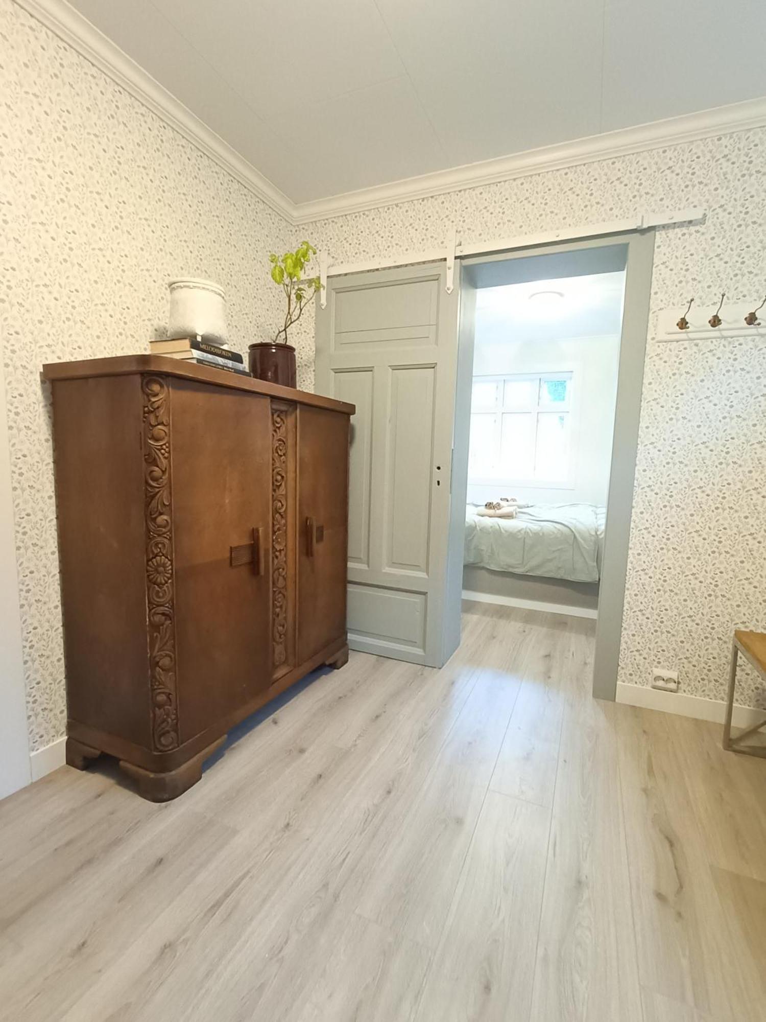 Charming House In Ulsteinvik With Free Parking Villa Eksteriør billede